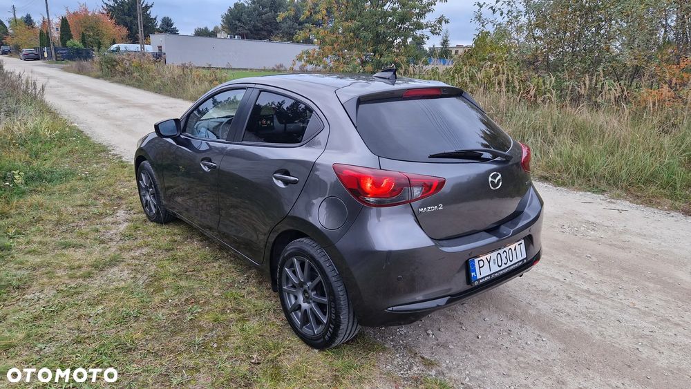 Mazda 2 - 5