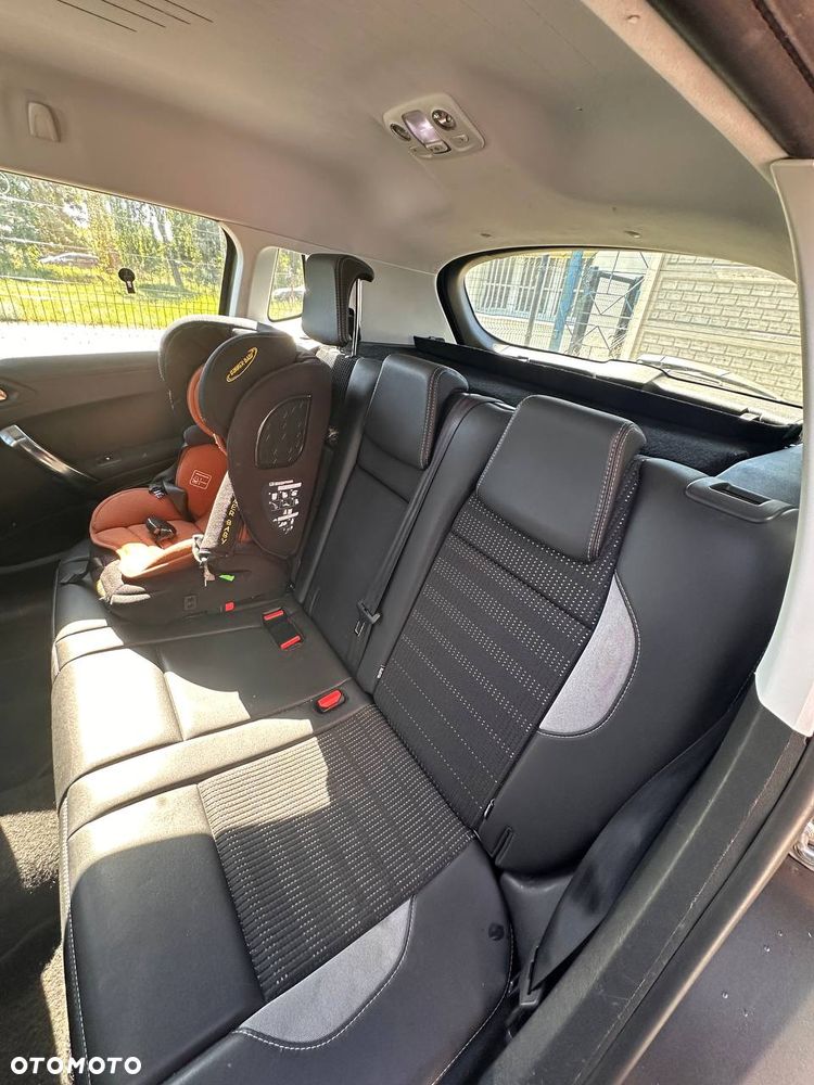 Peugeot 2008 1.6 VTi Allure - 9