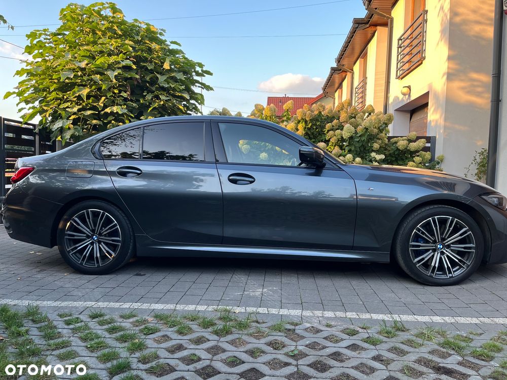 BMW Seria 3 330i xDrive M Sport sport - 27