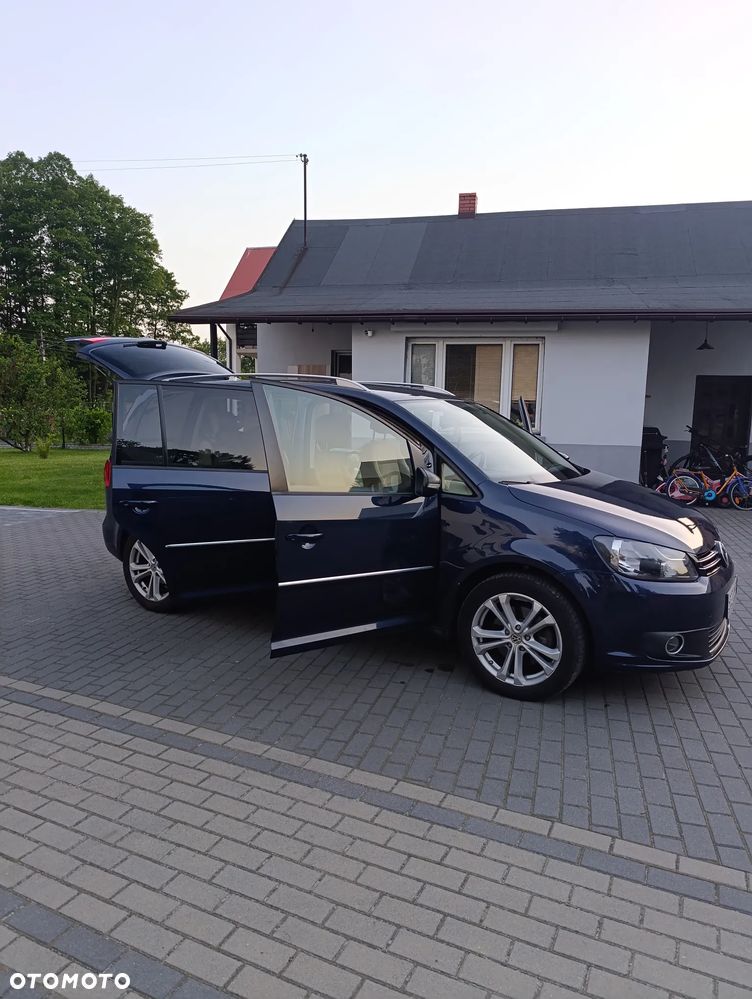 Volkswagen Touran 2.0 TDI DPF Highline DSG - 4