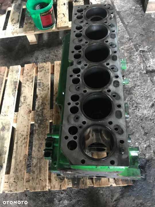 Blok Silnika John Deere 6068 , R504850 - 1