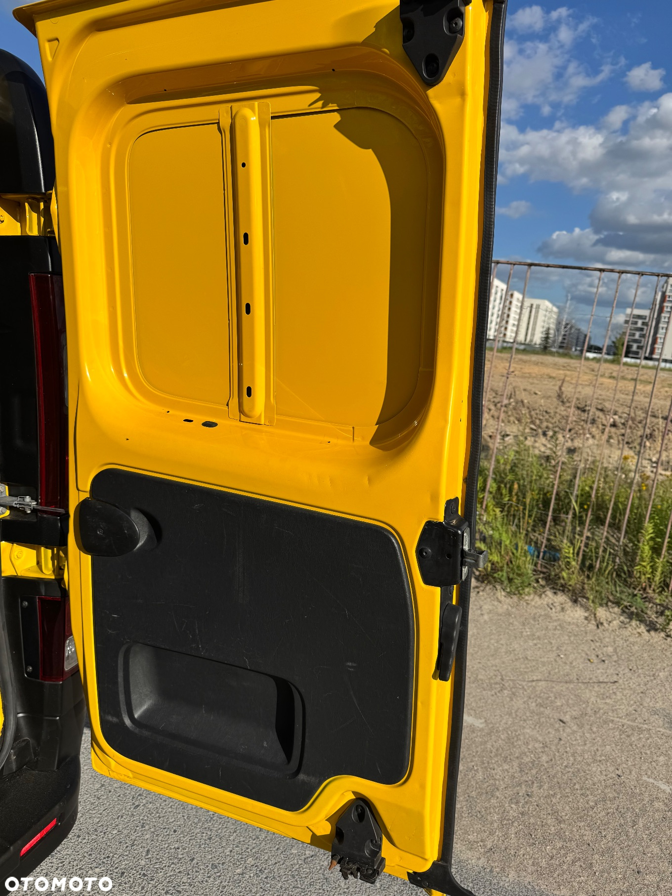 Renault Trafic - 18