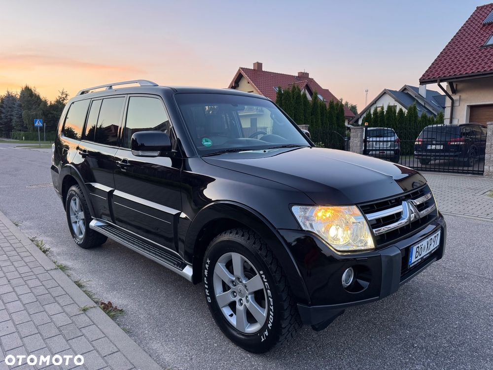 Mitsubishi Pajero 3.2 DI-D Automatik Intense - 3