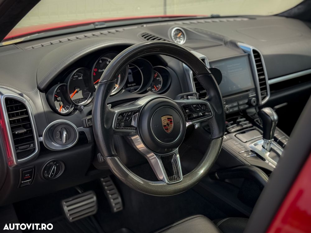 Porsche Cayenne Turbo S Tiptronic S - 10