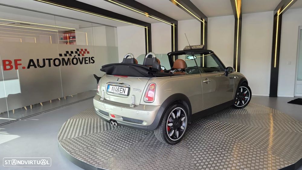 MINI Cabrio Cooper S Sidewalk - 4