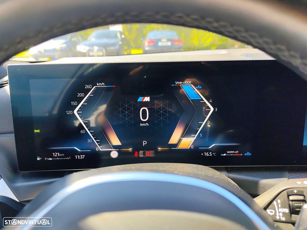 BMW 320 d Touring Pack Desportivo M Auto - 22