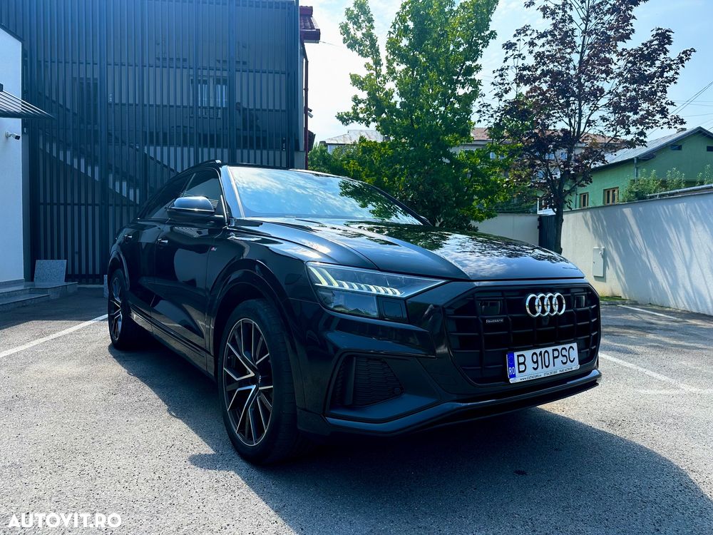 Audi Q8 - 2