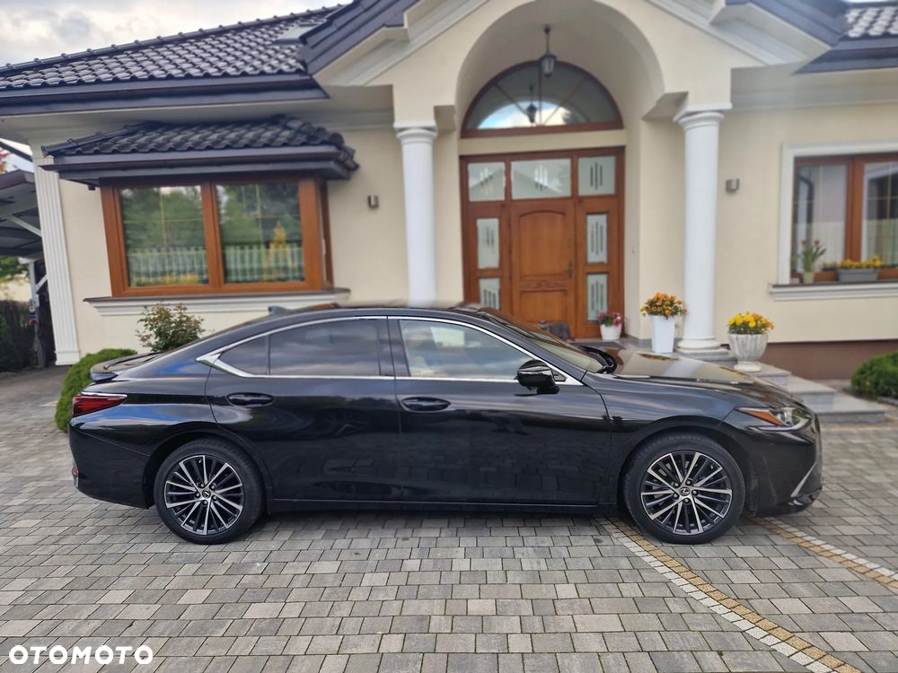 Lexus ES - 21