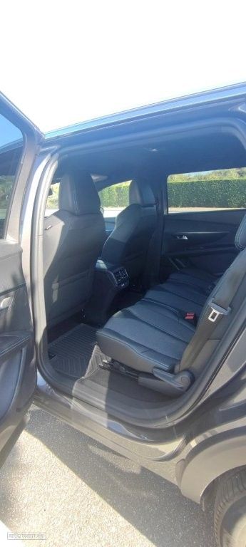Peugeot 5008 1.5 BlueHDi Allure Pack EAT8 - 7