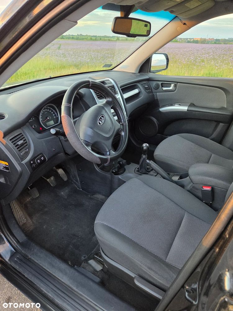 Kia Sportage 2.0 Expedition + - 8