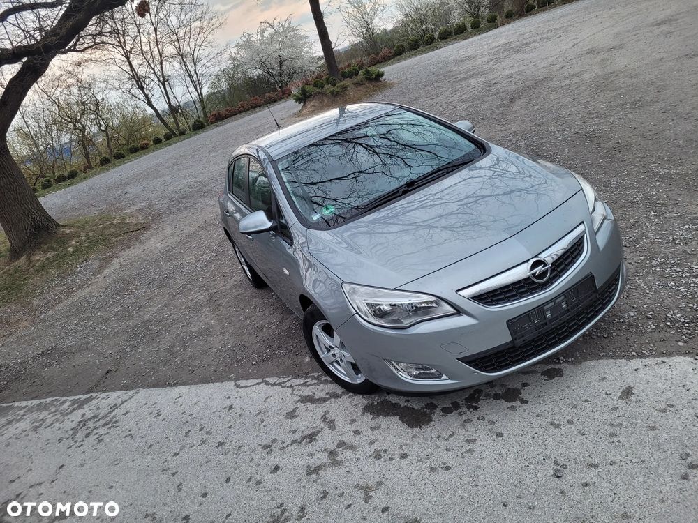 Opel Astra 1.6 Innovation - 13