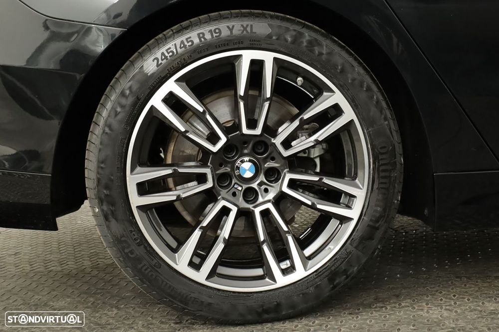 BMW 520 d Pack Desportivo M - 5