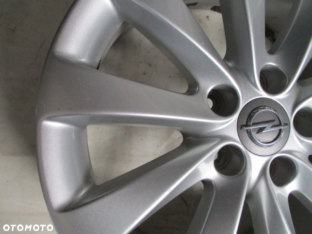 FELGA ALUMINIOWA 17 OPEL CORSA D CORSA E  ET35 - 3