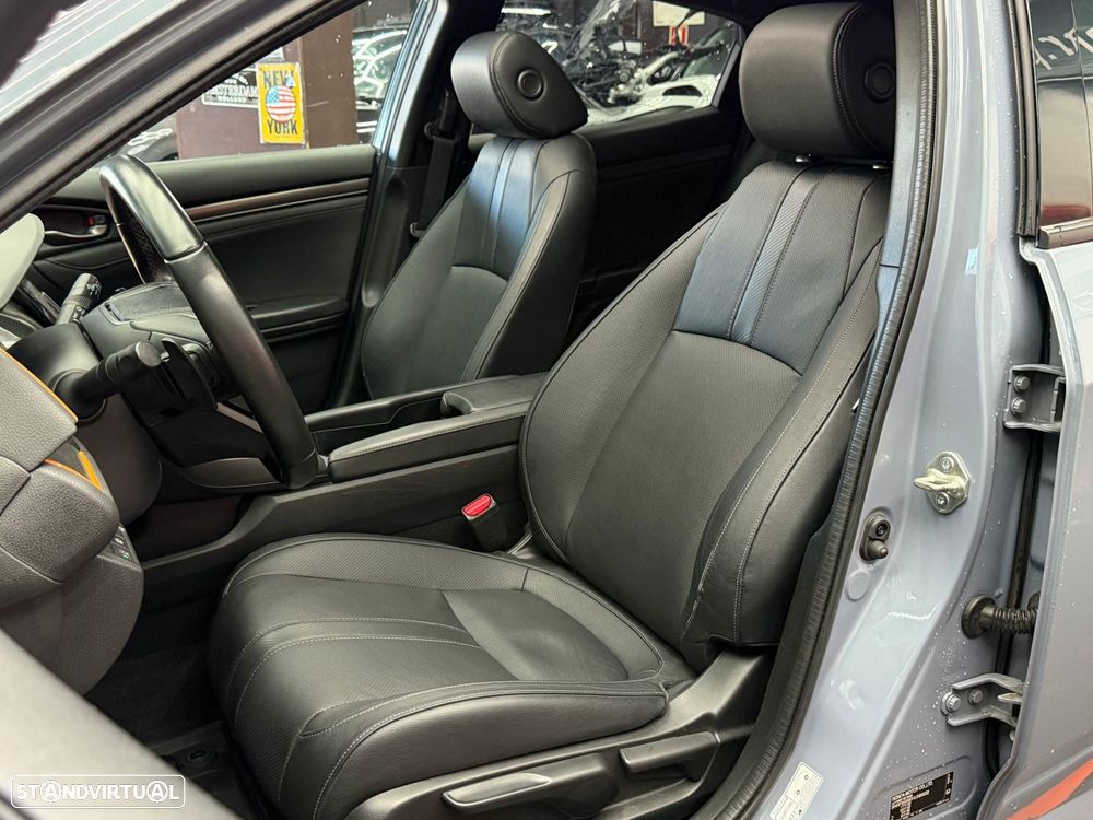 Honda Civic 1.0 i-VTEC Executive CVT - 11