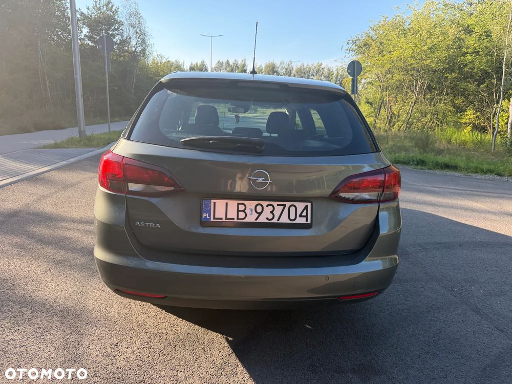 Opel Astra 1.2 T Edition S&S - 8