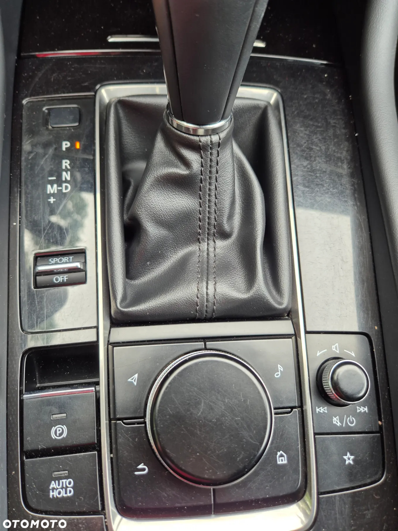 Mazda 3 - 12