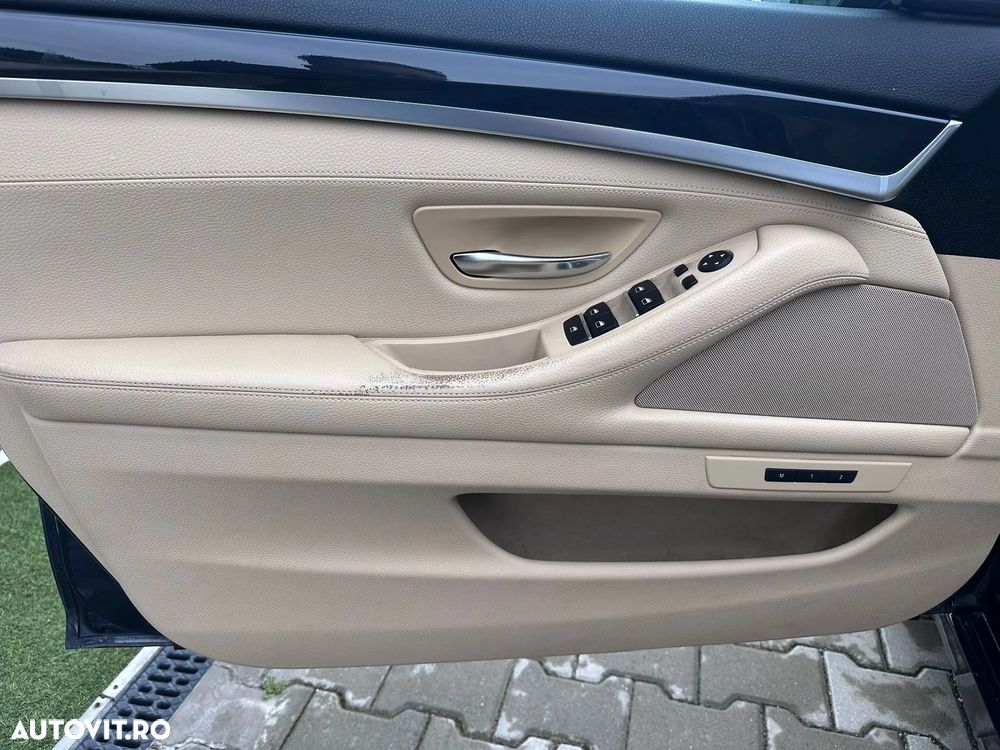 BMW Seria 5 525d xDrive Aut. Luxury Line - 26