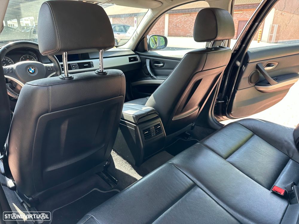 BMW 320 d Navigation - 4