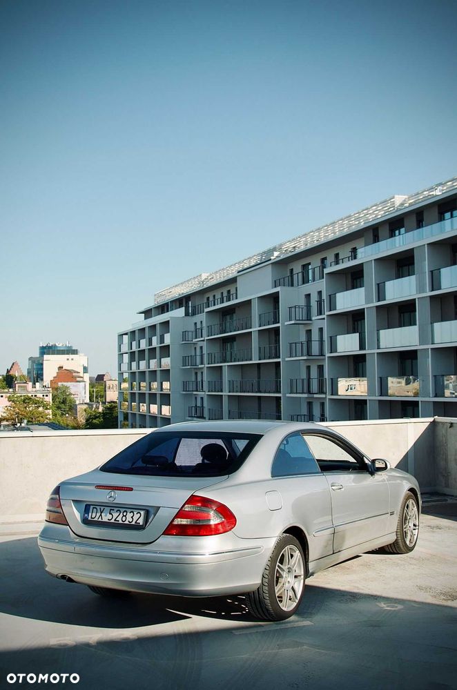 Mercedes-Benz CLK - 7