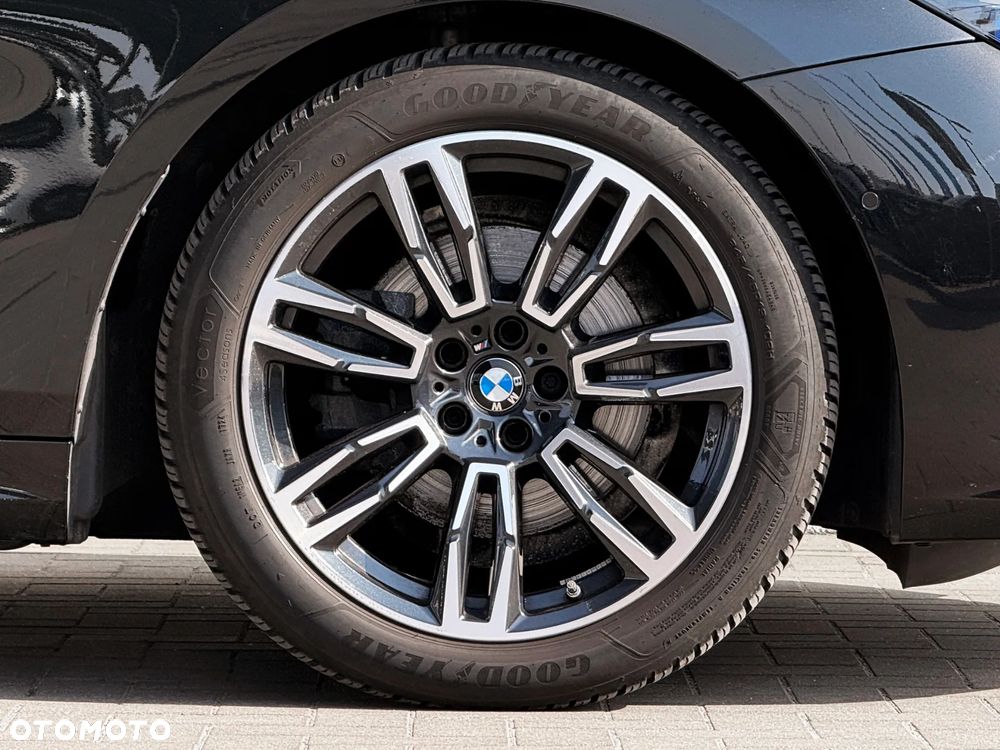 BMW Seria 5 520d - 13