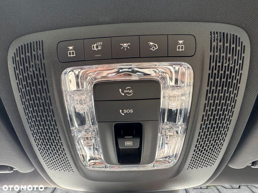 Mercedes-Benz CLA - 21