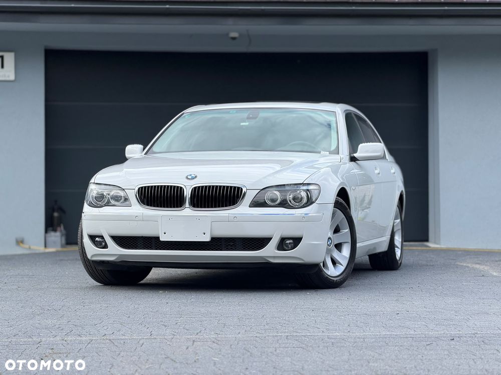 BMW Seria 7 740i - 2