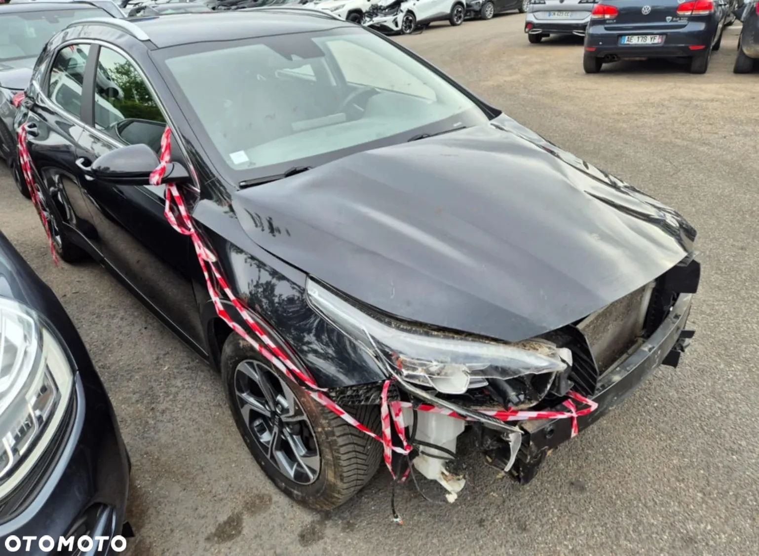Kia XCeed 1.6 CRDi PLATINUM EDITION - 4