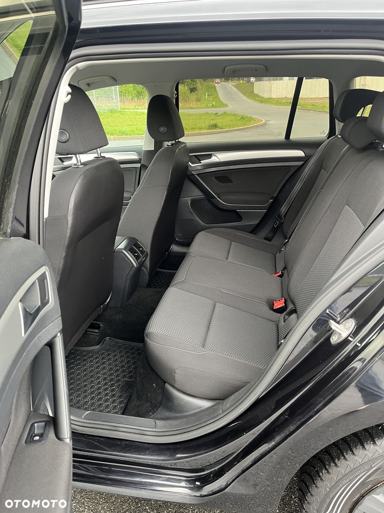 Volkswagen Golf 1.6 TDI BMT Trendline - 29
