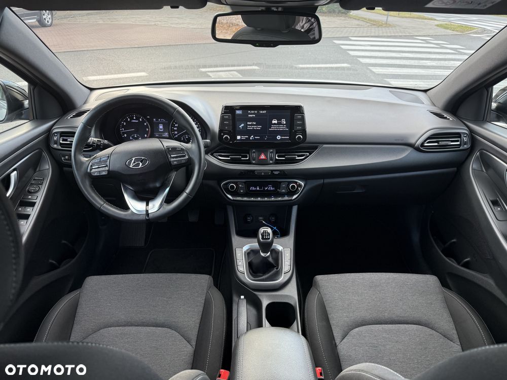 Hyundai i30 Kombi 1.5 T-GDI 48V-Hybrid Intro - 9