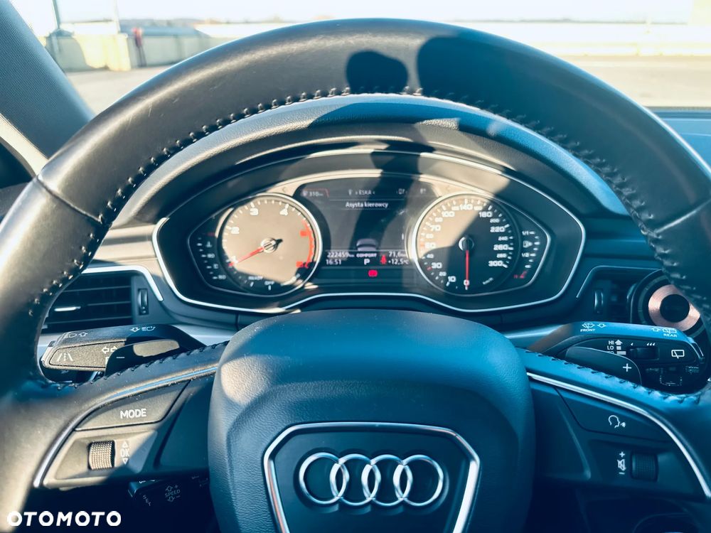 Audi A4 Avant 2.0 TDI S tronic - 23