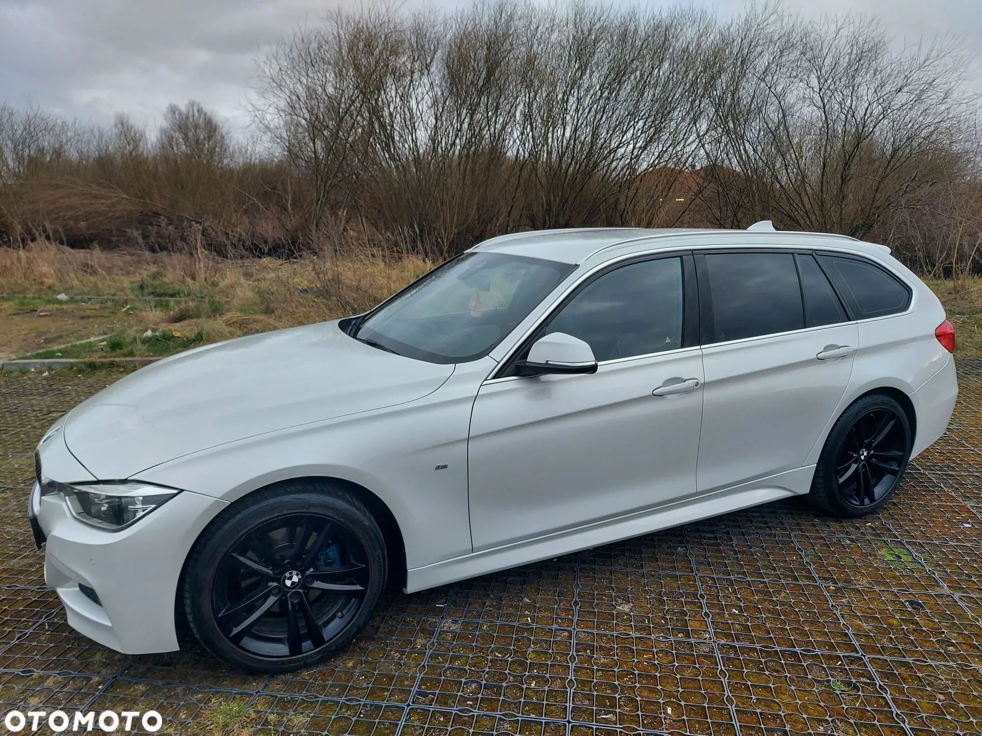 BMW Seria 3 320d Touring M Sport - 1