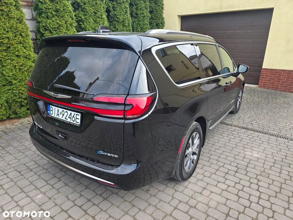 Chrysler Pacifica - 6