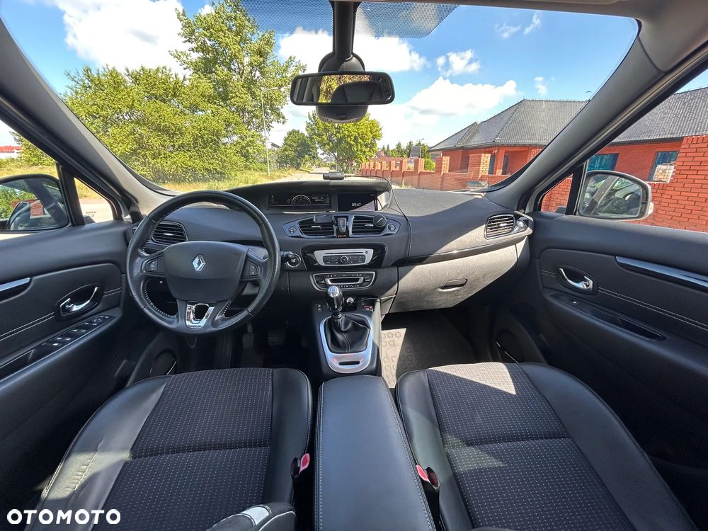 Renault Scenic 1.6 dCi Energy Bose Edition - 9