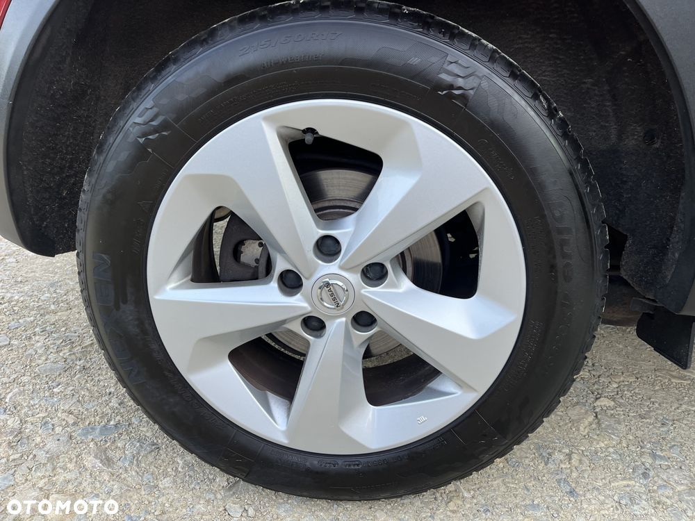 Nissan Qashqai 1.6 DIG-T N-Connecta - 25