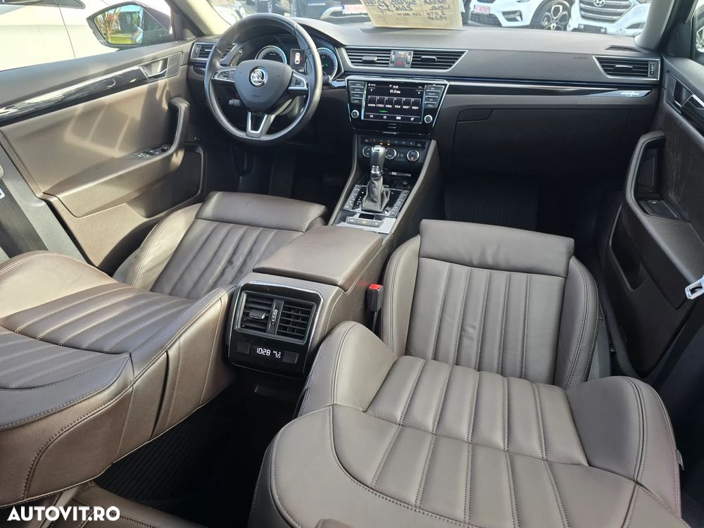 Skoda Superb Combi 2.0 TDI 4x4 DSG L&K - 6