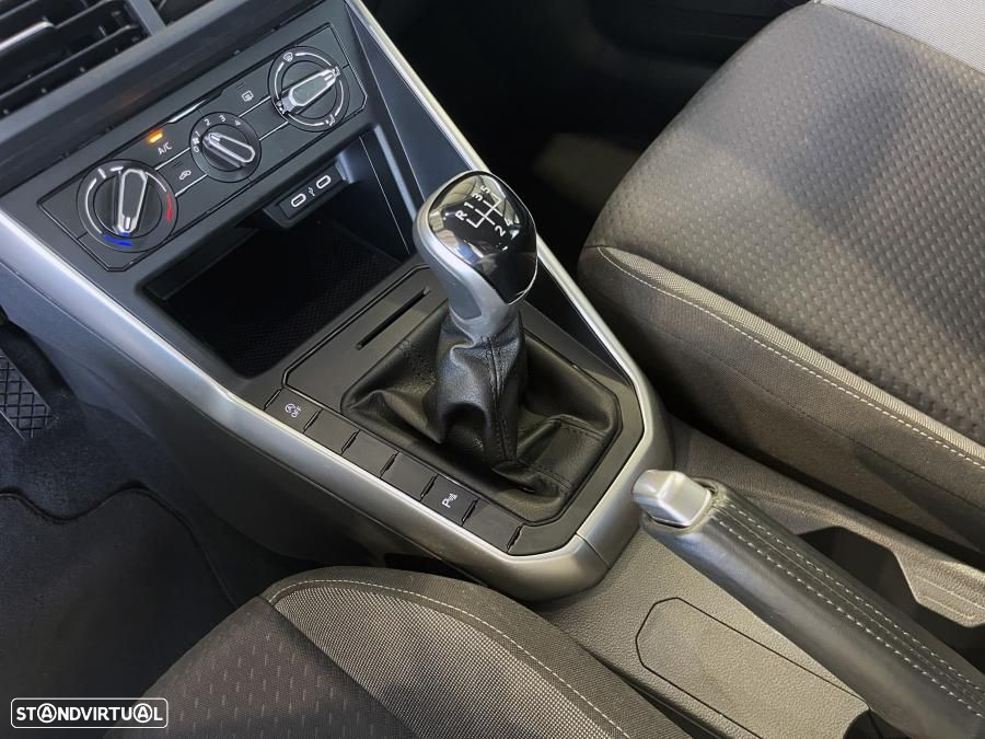VW Taigo 1.0 TSI Urban - 14