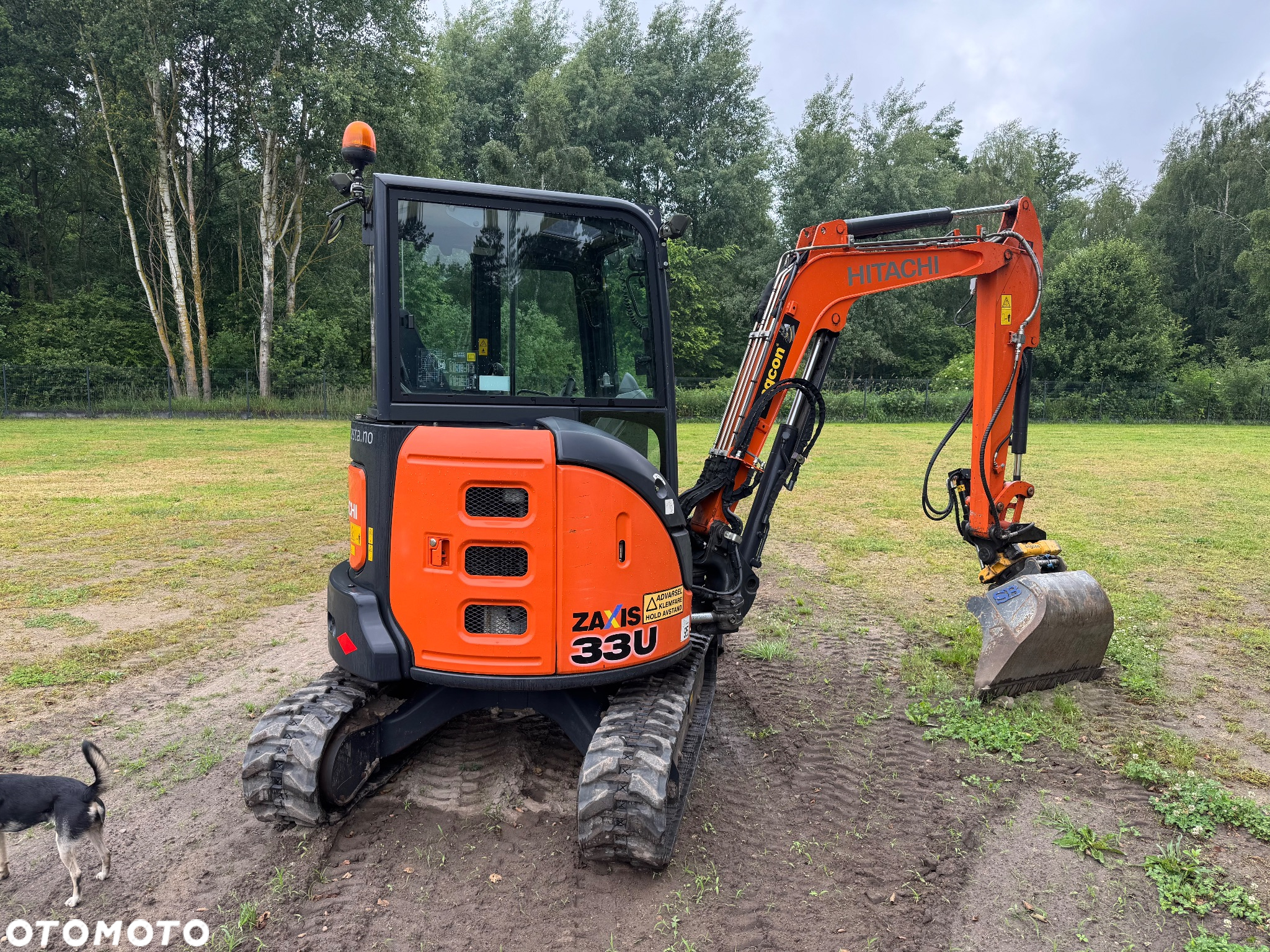 Hitachi ZX33U-5A - 4
