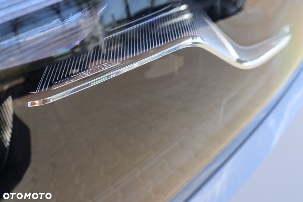 Mercedes-Benz GLB - 21