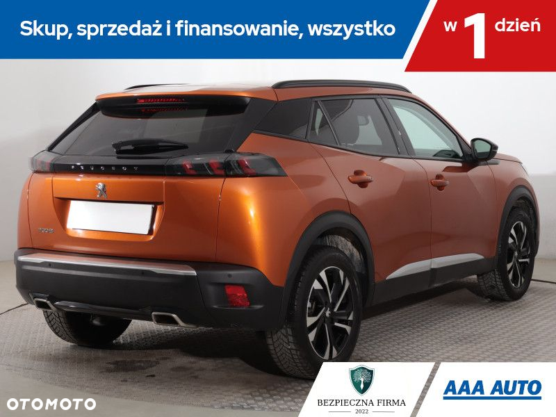 Peugeot 2008 - 6