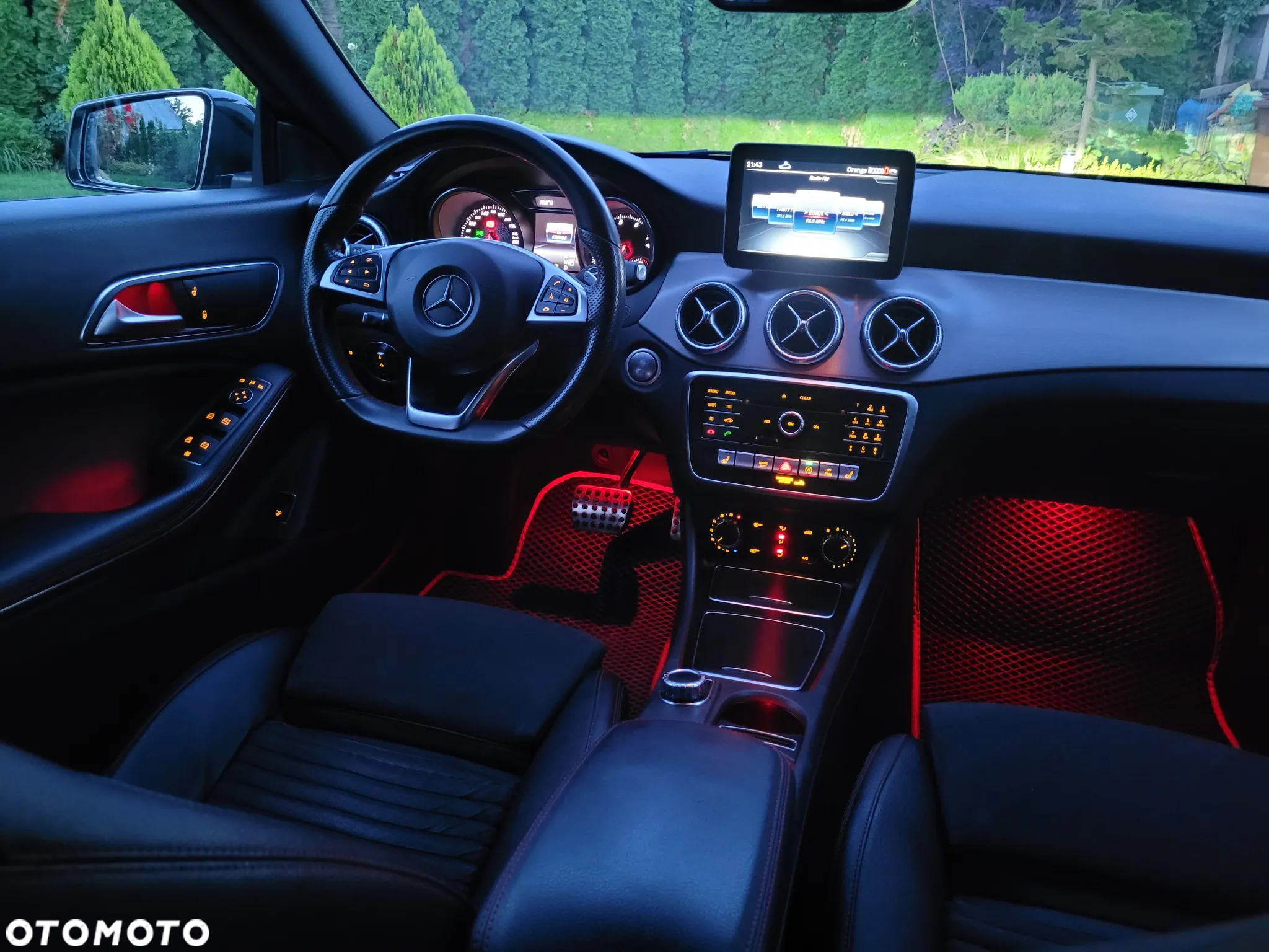 Mercedes-Benz CLA 200 7G-DCT AMG Line - 7