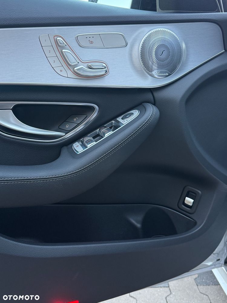Mercedes-Benz Klasa C 180 9G-TRONIC - 17