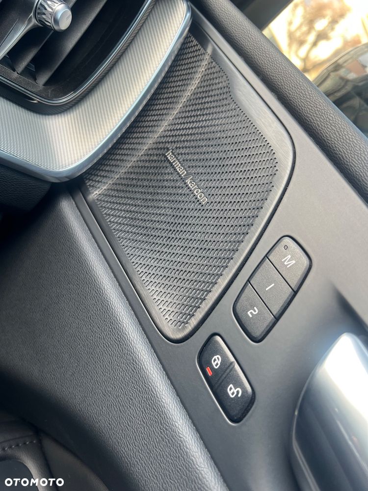 Volvo XC 60 B4 D AWD Geartronic RDesign - 5