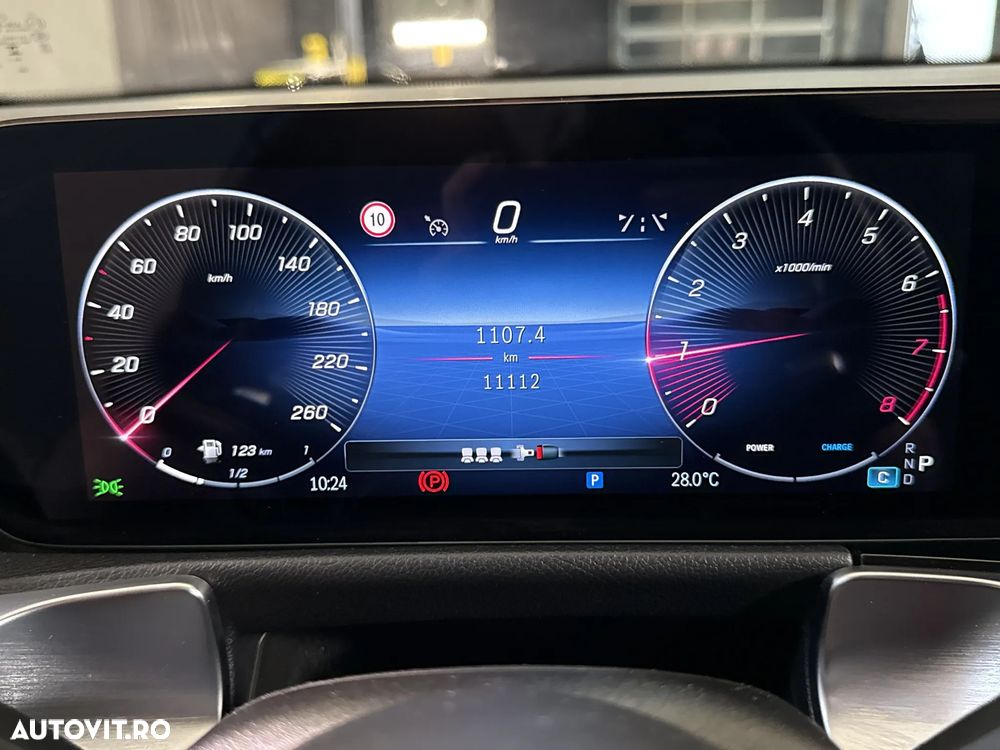 Mercedes-Benz GLB 220 4MATIC MHEV Aut. - 11