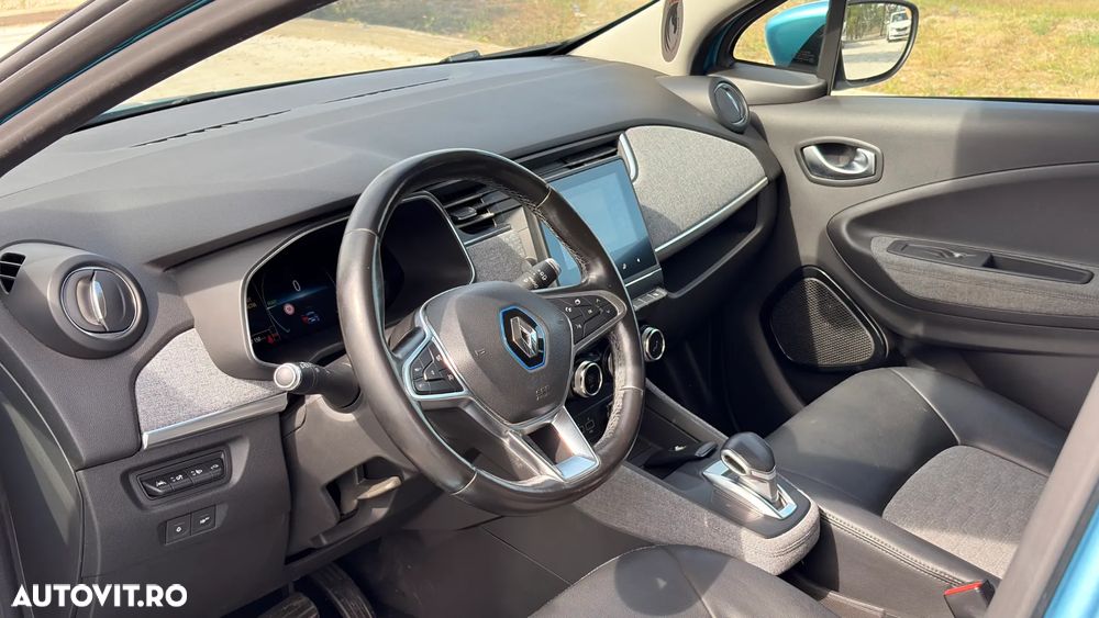 Renault ZOE - 11