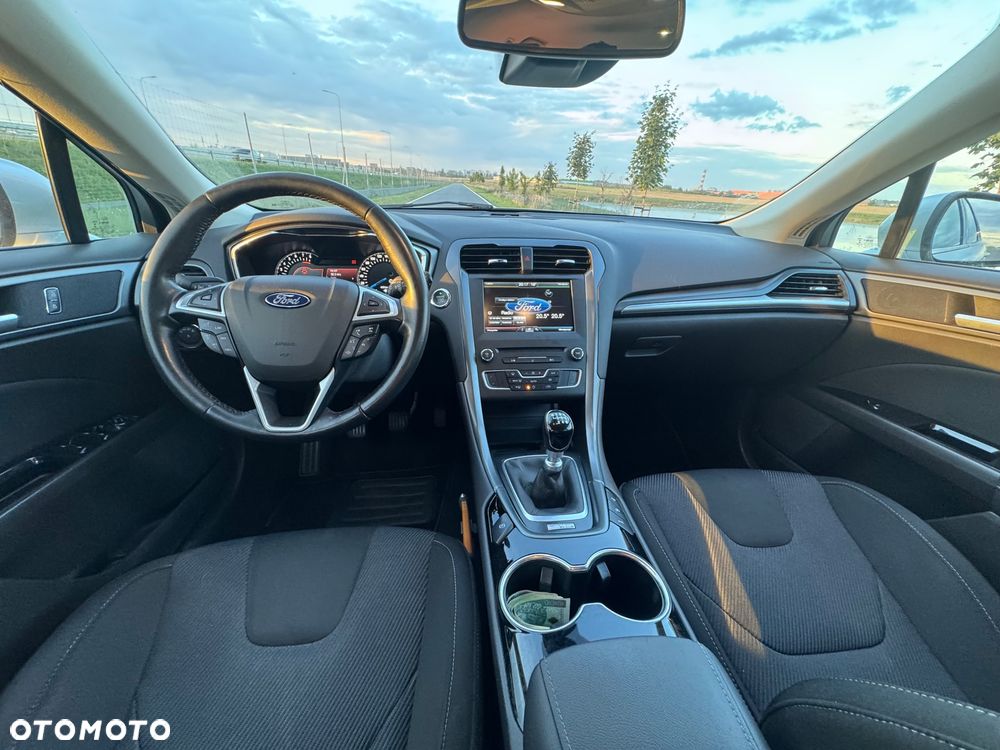 Ford Mondeo 1.5 EcoBoost Titanium - 24