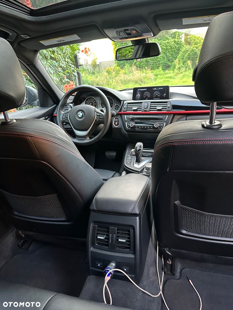 BMW Seria 3 335i xDrive Edition Sport - 14