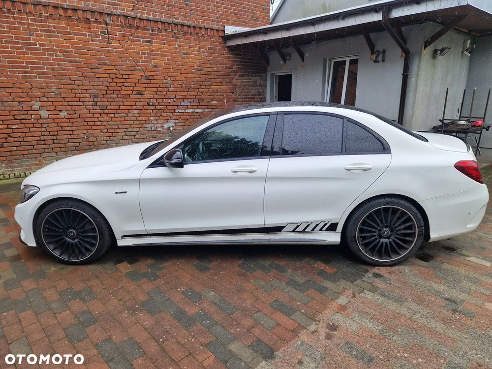 Mercedes-Benz Klasa C AMG 43 4-Matic - 4