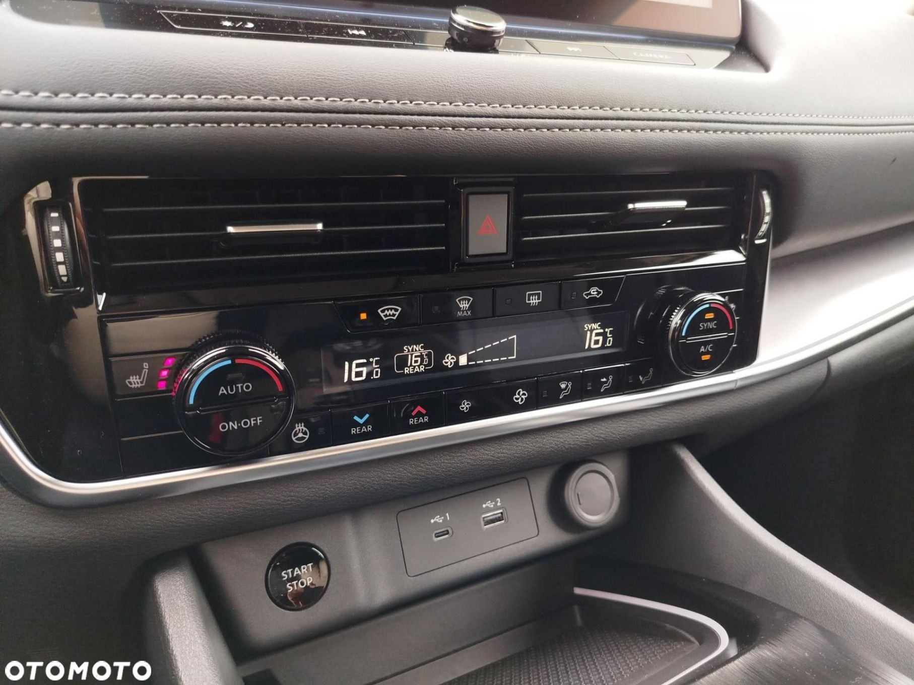 Nissan X-Trail 1.5 VC-T e-POWER N-Connecta e-4ORCE - 24