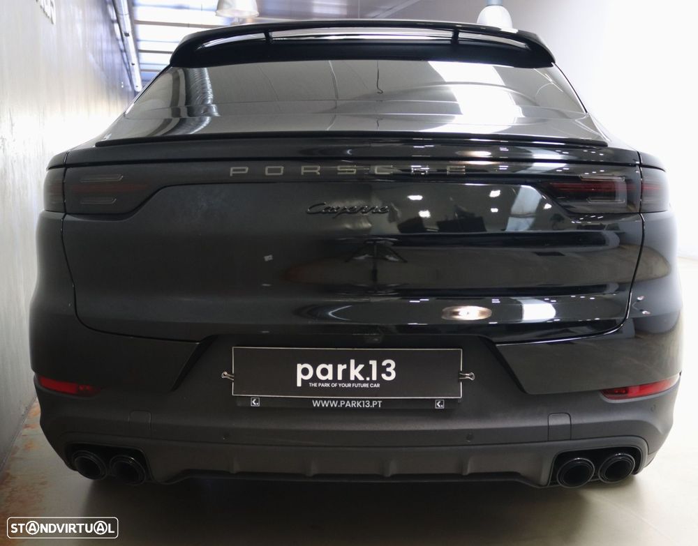 Porsche Cayenne Coupé E-Hybrid Platinum Edition - 6