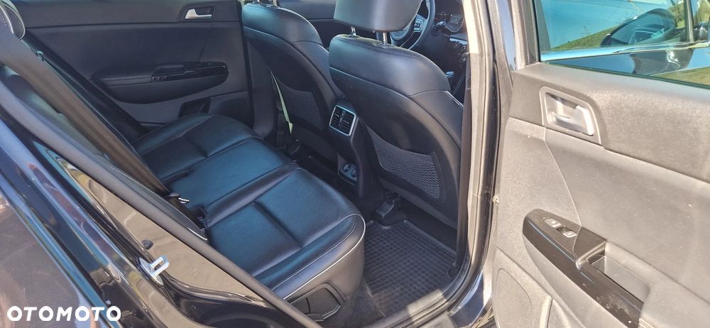 Kia Sportage - 13